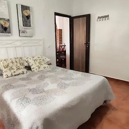 Holiday home Casa La Roca El Gastor